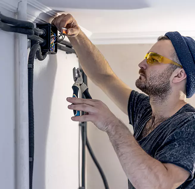 Why Hialeah Gardens, FL Homeowners Choose Hialeah Gardens Air Duct Cleaning Pro for HVAC UV Light Installation?